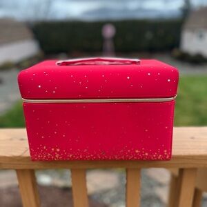 Estee Lauder 2022 Holiday Train Case Red Makeup Bag Cosmetic Travel Handle Zip